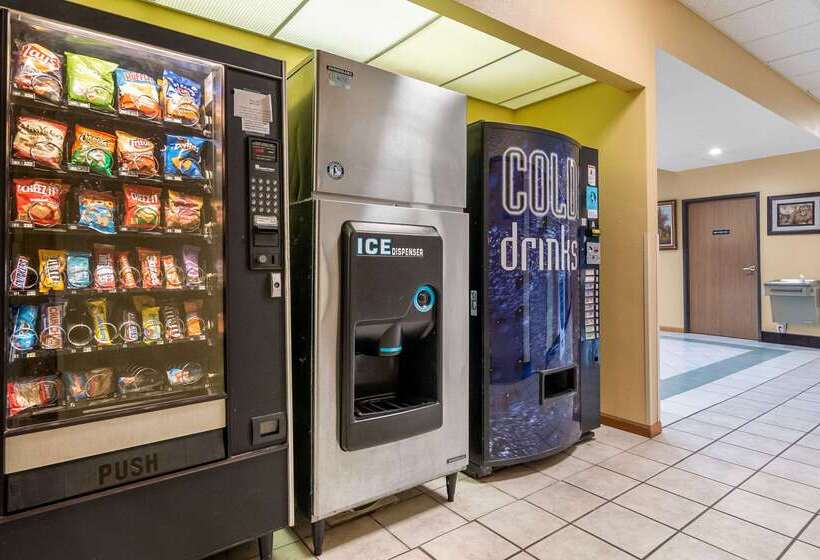 فندق Quality Inn & Suites Lenexa Kansas City