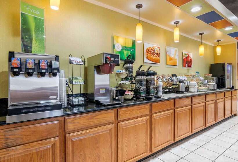 فندق Quality Inn & Suites Lenexa Kansas City