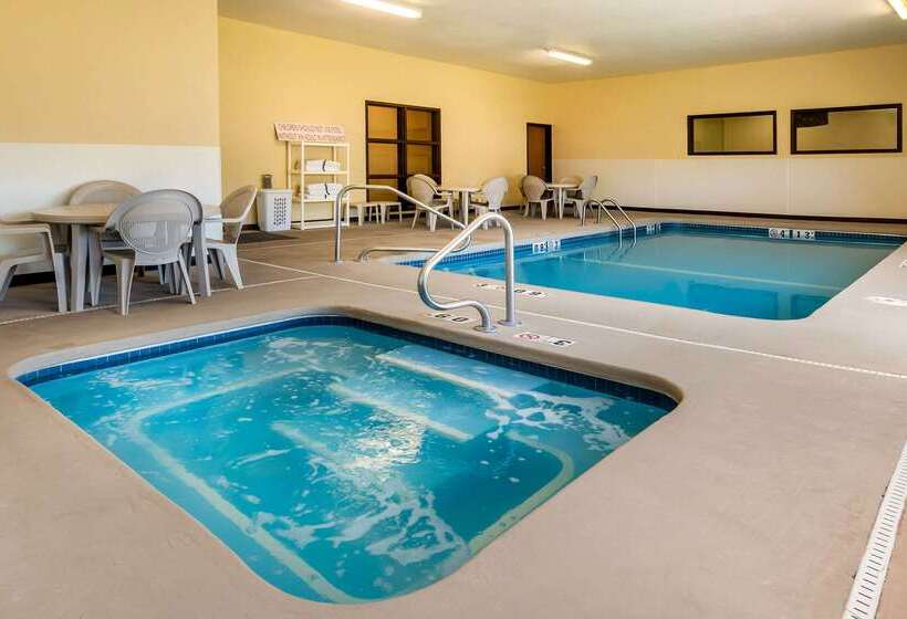 فندق Quality Inn & Suites Lenexa Kansas City