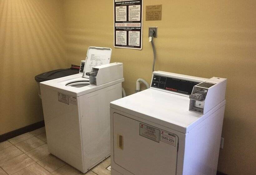 فندق Quality Inn & Suites Lenexa Kansas City