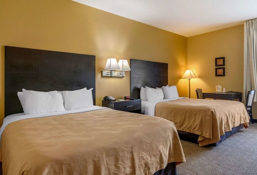 فندق Quality Inn & Suites Lenexa Kansas City