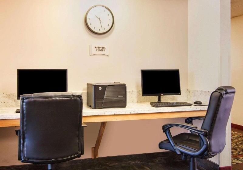 فندق Quality Inn Tigard  Portland Southwest