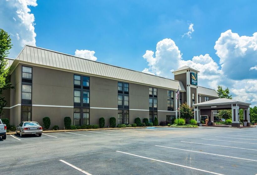 בית מלון כפרי Quality Inn Valley  West Point