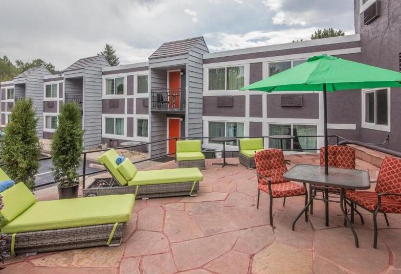 בית מלון כפרי Expedition Lodge Estes Park