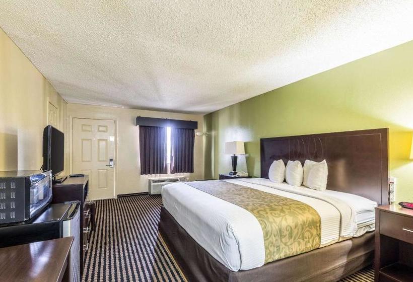 هتل Rodeway Inn Alexandria