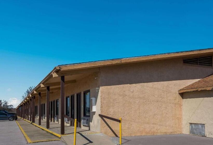 فندق Rodeway Inn