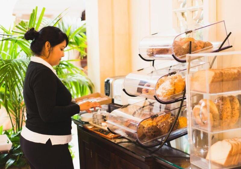 Отель Santa Barbara