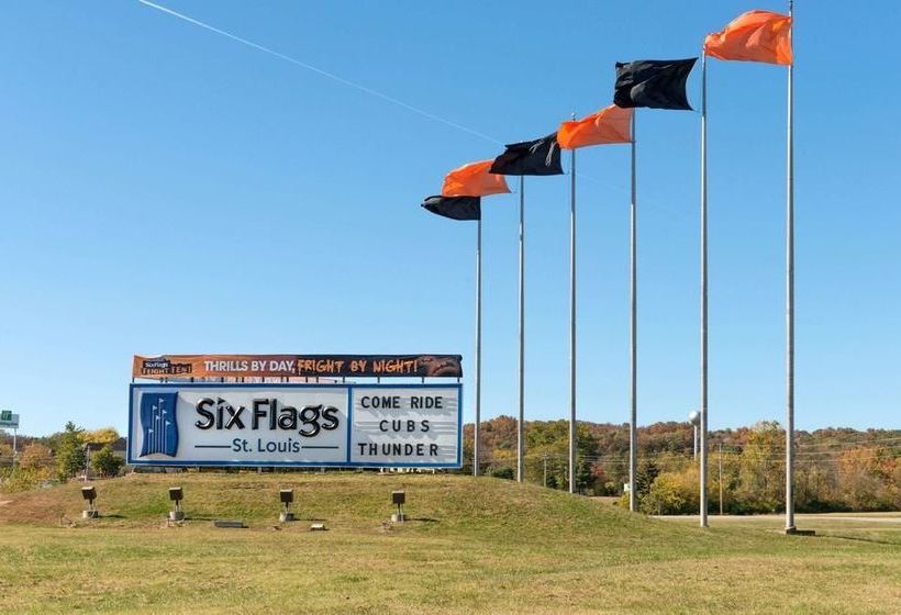 فندق Economy Inn