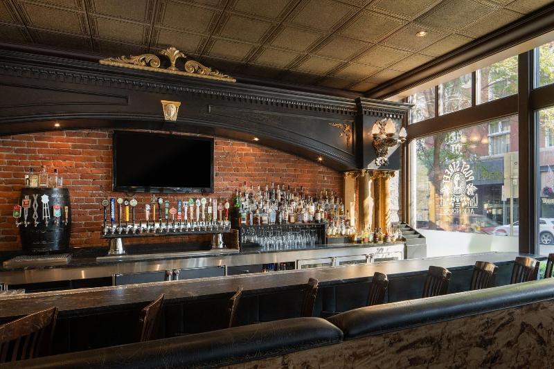 Отель The Davenport Lusso, Autograph Collection