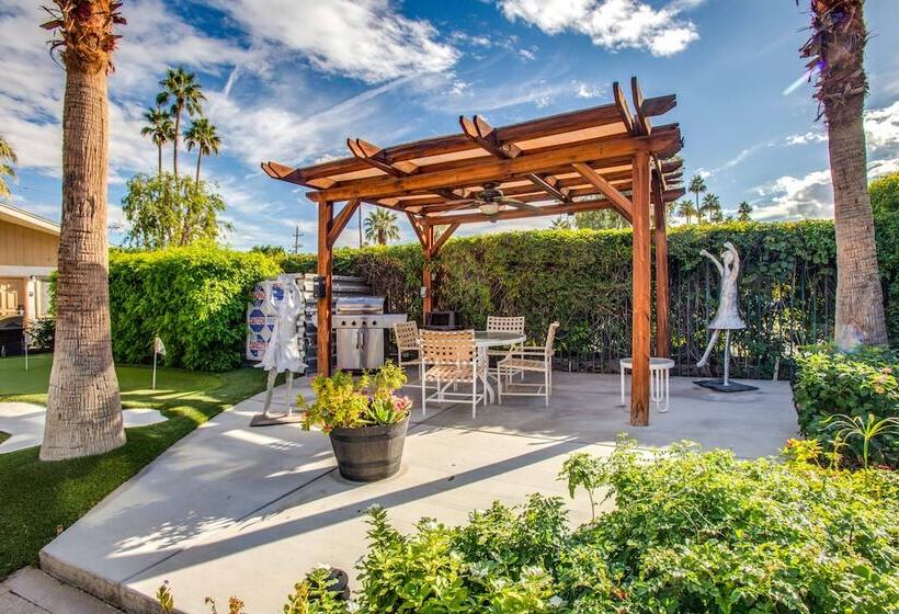 בית מלון כפרי The Inn At Deep Canyon