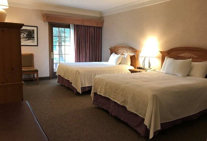 酒店 The Inn At Holiday Valley