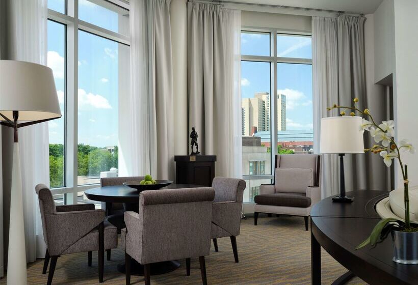 호텔 The Inn At Penn, A Hilton