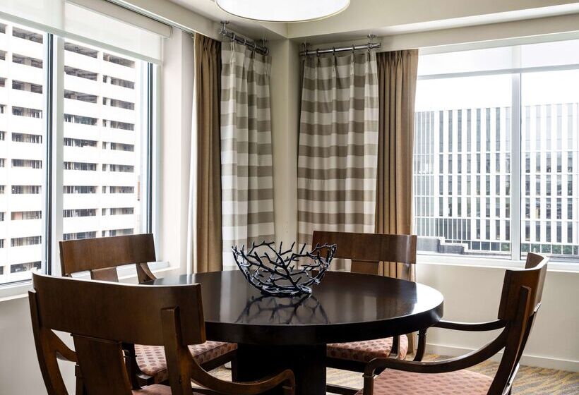 호텔 The Inn At Penn, A Hilton