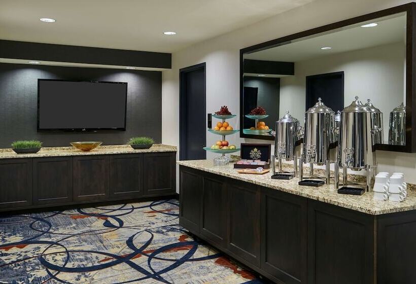 호텔 The Inn At Penn, A Hilton