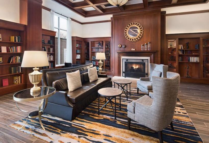 호텔 The Inn At Penn, A Hilton