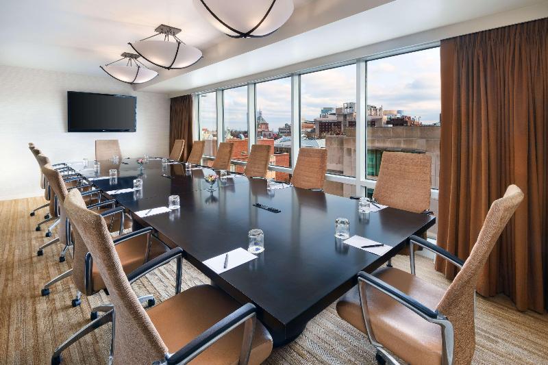 호텔 The Inn At Penn, A Hilton