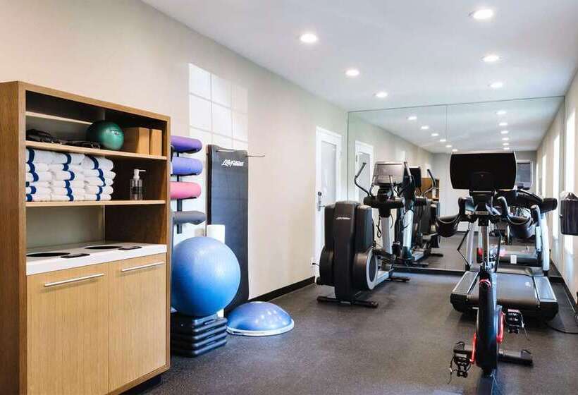 ホテル The Inn At Saratoga, Tapestry Collection By Hilton