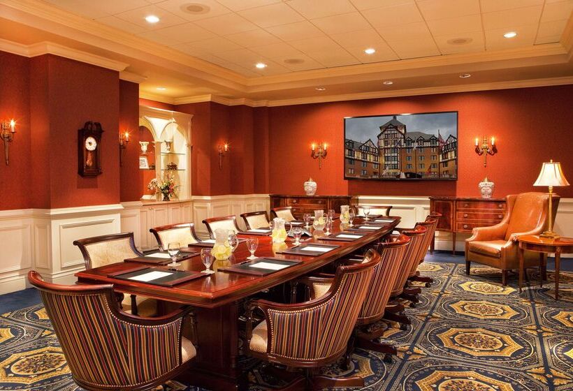 Otel Roanoke & Conference Ctr, Curio Collection By Hilton 