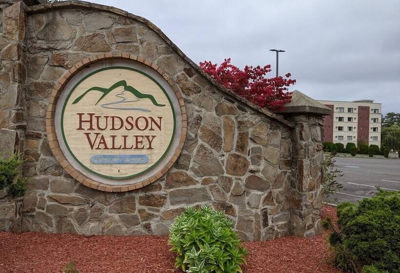 Hudson Valley Resort