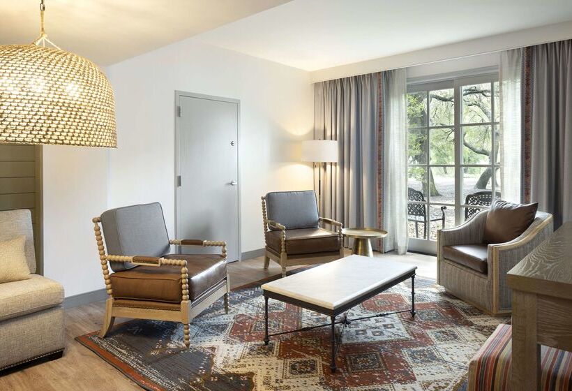 Hyatt Regency Hill Country Resort & Spa