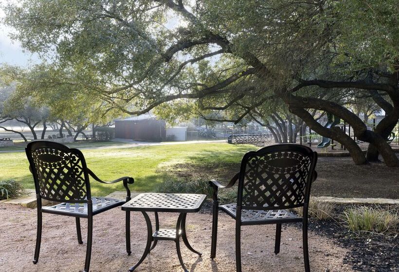 Hyatt Regency Hill Country Resort & Spa