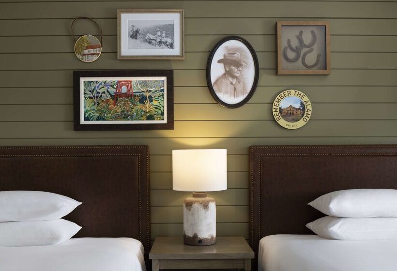 Hyatt Regency Hill Country Resort & Spa