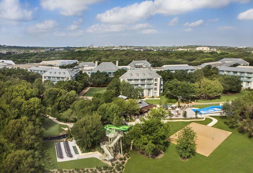 Hyatt Regency Hill Country Resort & Spa