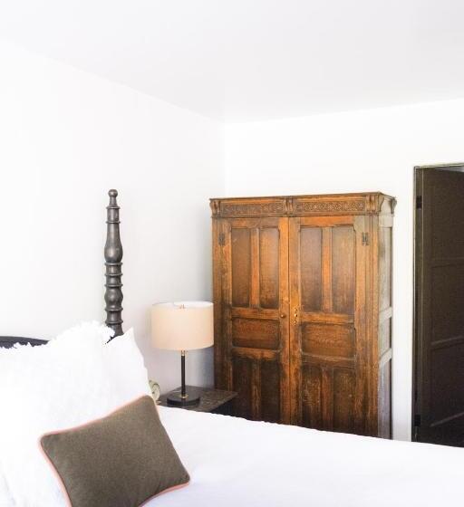 Ingleside Estate Hotel & Bungalows Adults Only