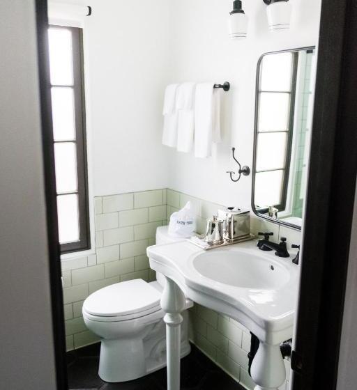 Ingleside Estate Hotel & Bungalows Adults Only