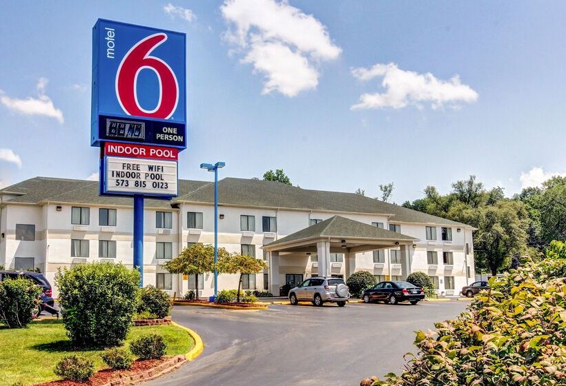 Motel 6  Columbia