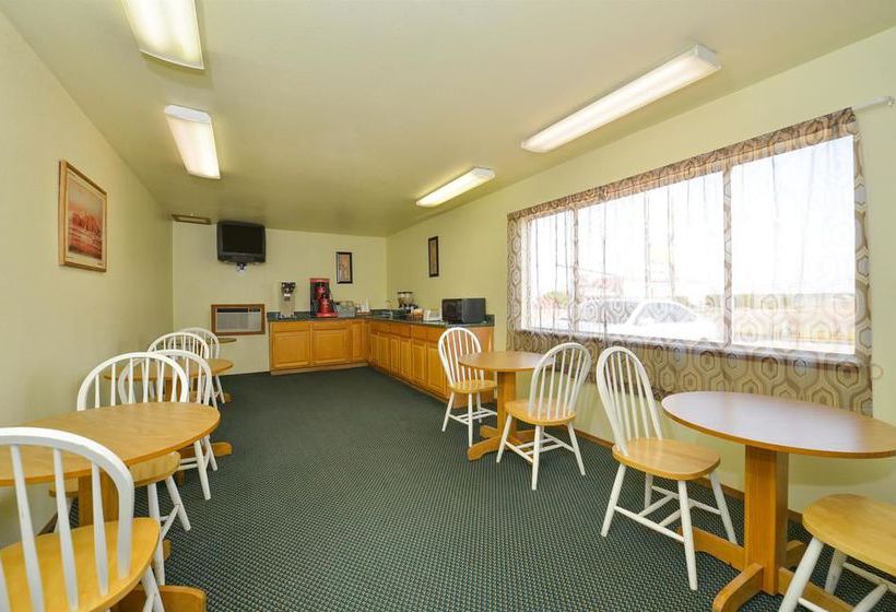 汽车旅馆  Sunset Inn Tucumcari Nm