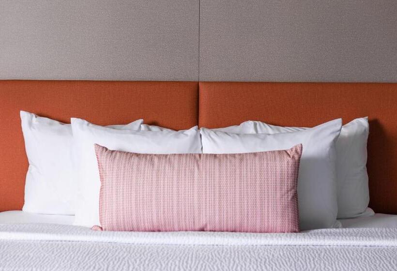 Мотель Freebird By Reverie Boutique Collection