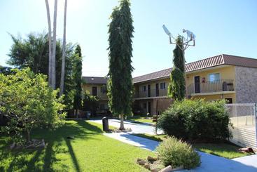 مُتل Hudson House