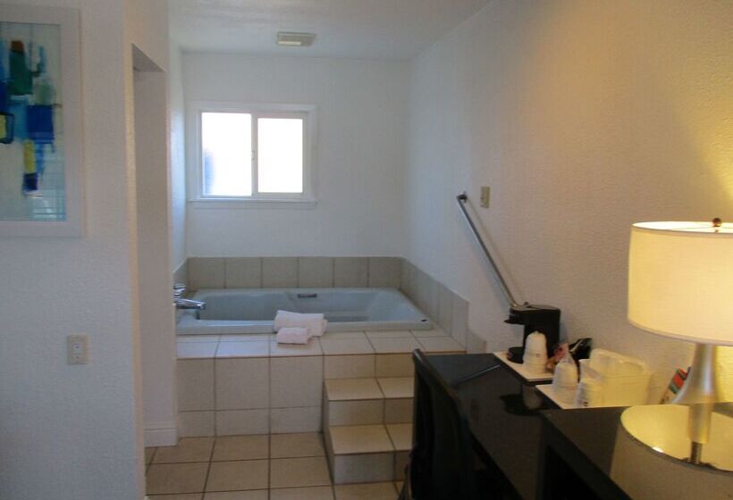 モーテル Surestay Hotel By Best Western Seaside Monterey