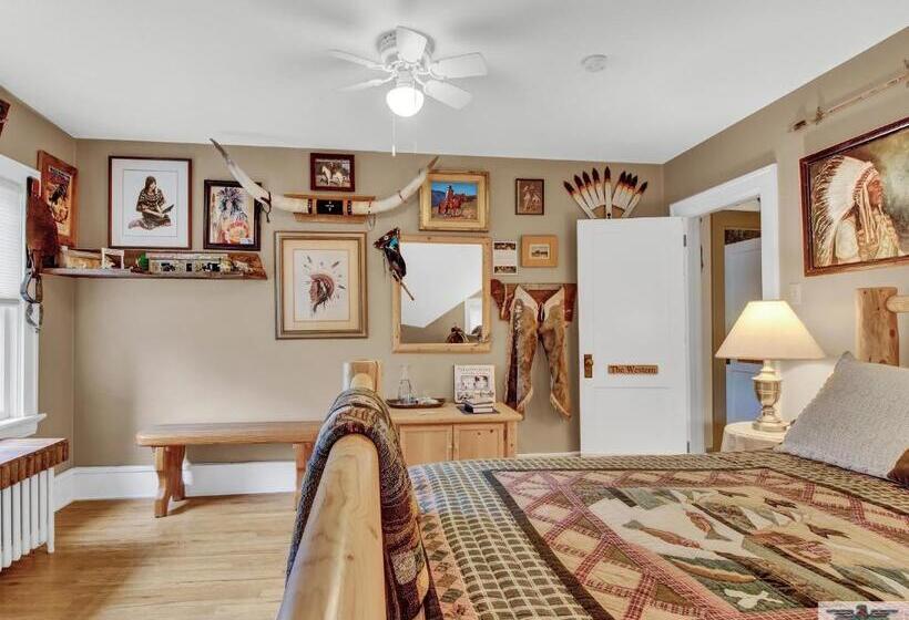 Robins Nest Bed & Breakfast