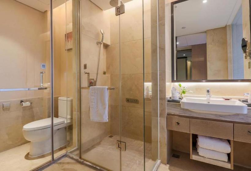 酒店 Excellence International