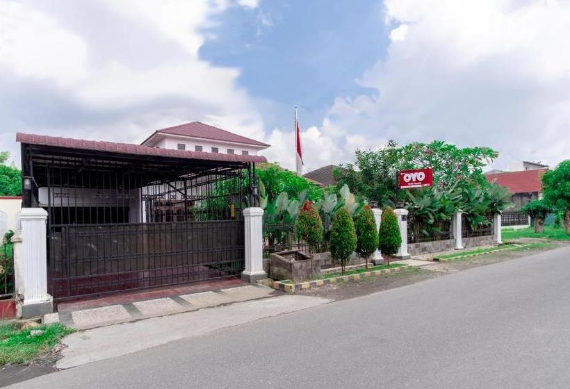 호텔 Koolkost Syariah 1000 House