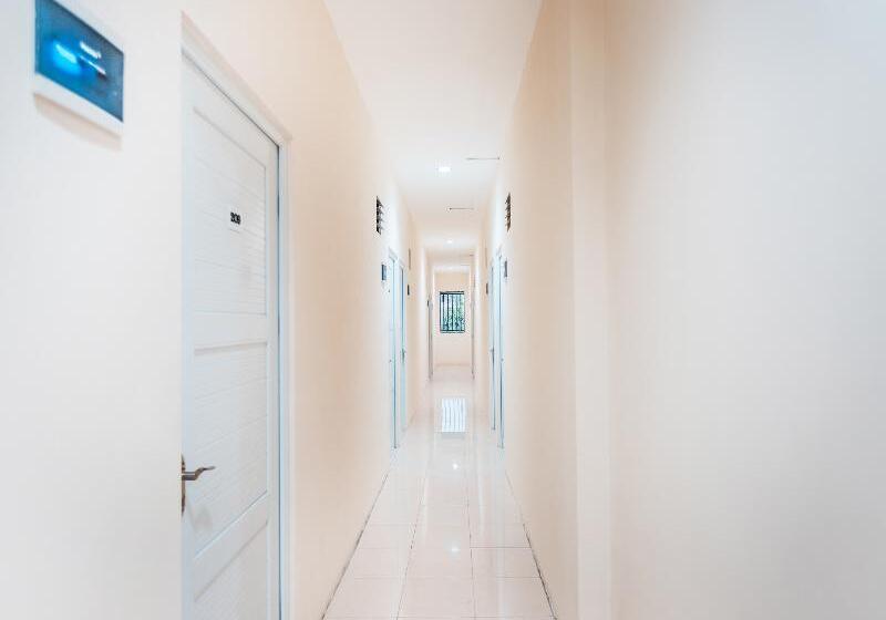 호텔 Oyo 2034 Eden Guest House