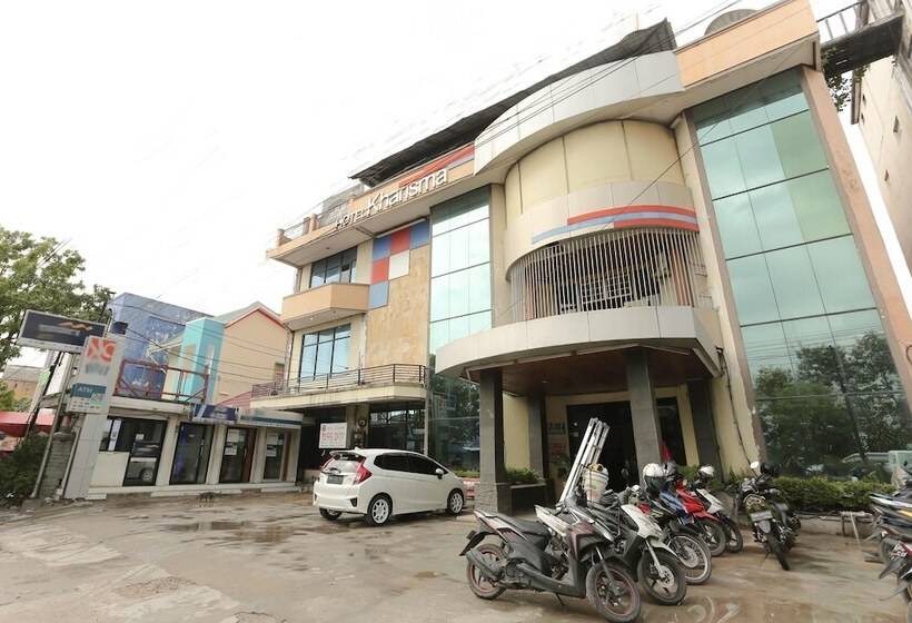 فندق Oyo 2057 Kharisma