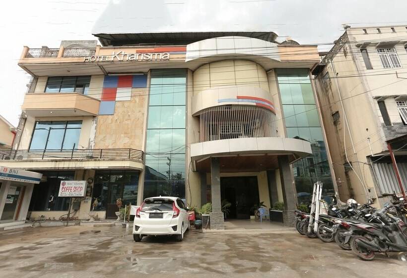 فندق Oyo 2057 Kharisma