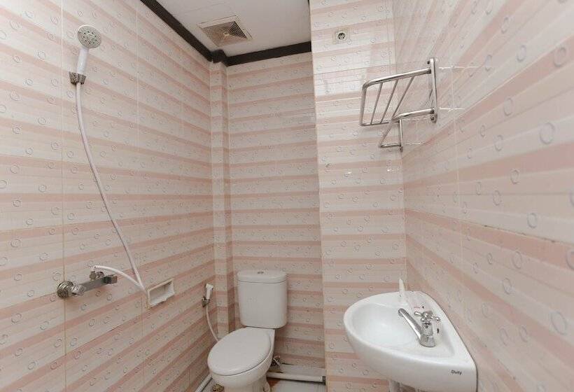 酒店 Oyo 2057 Kharisma