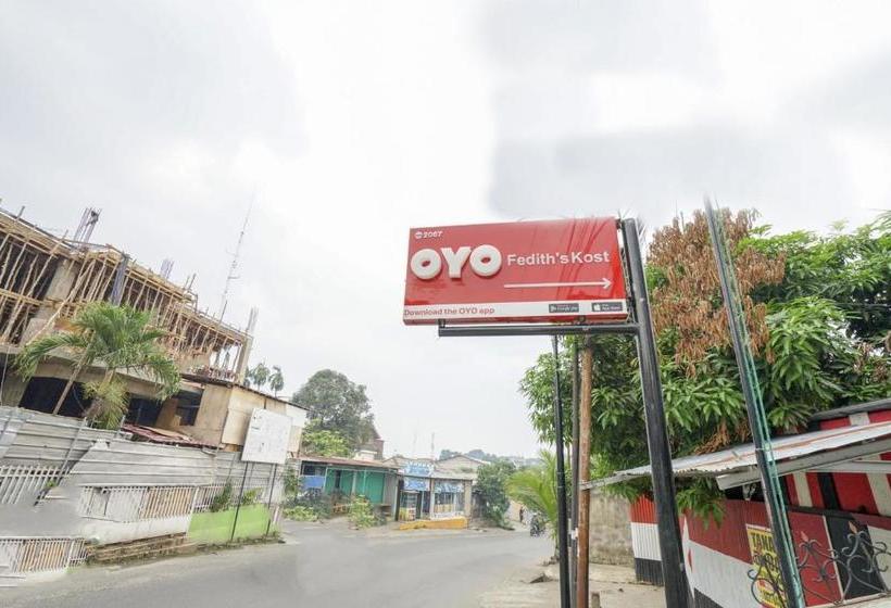 Отель Oyo 2067 Fedith Kost Syariah