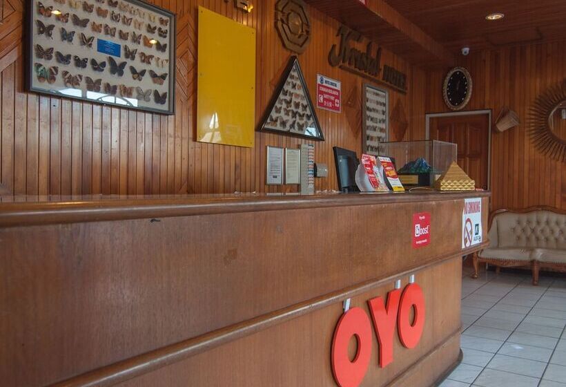 فندق Oyo 89577 Kristal