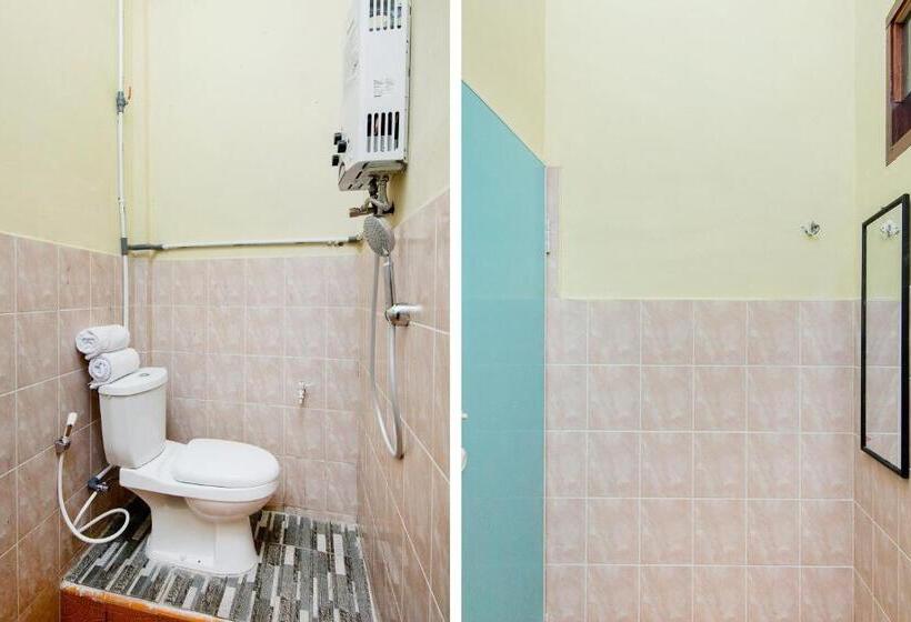 Spot On 2076 Hotel Stadion