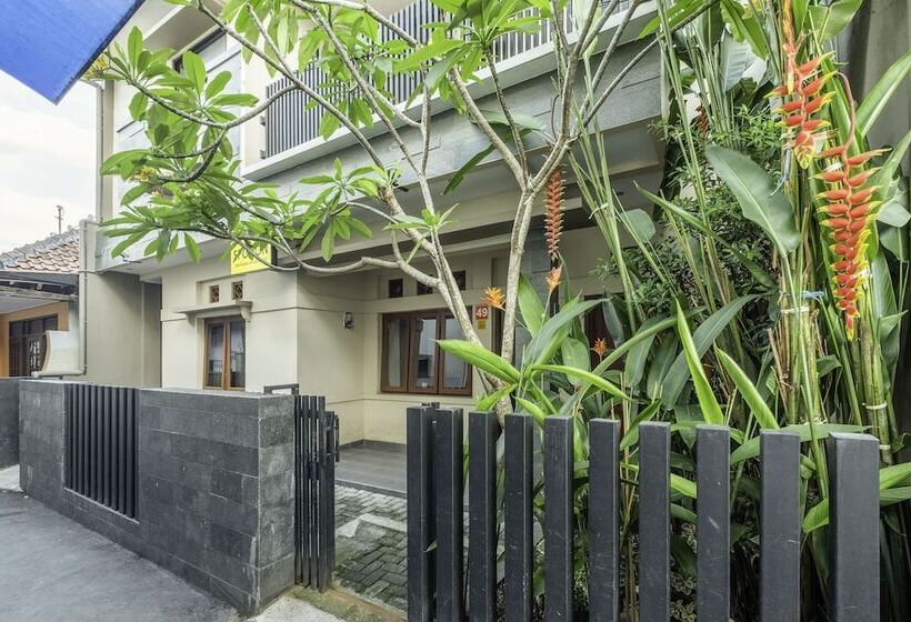 호텔 Spot On 2080 Rumah Kita Residence