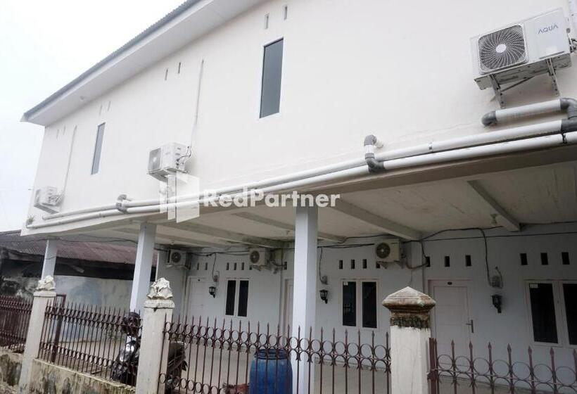 호텔 Tassa Homestay Syariah Mitra Reddoorz