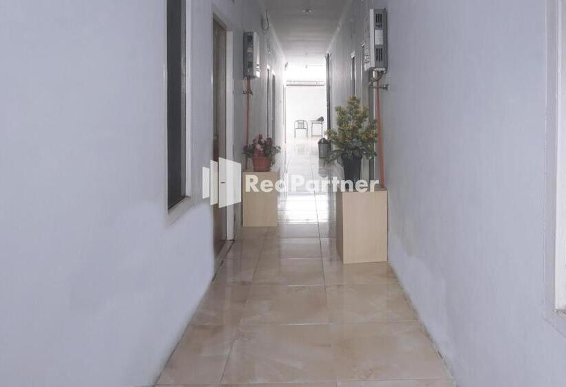 호텔 Tassa Homestay Syariah Mitra Reddoorz