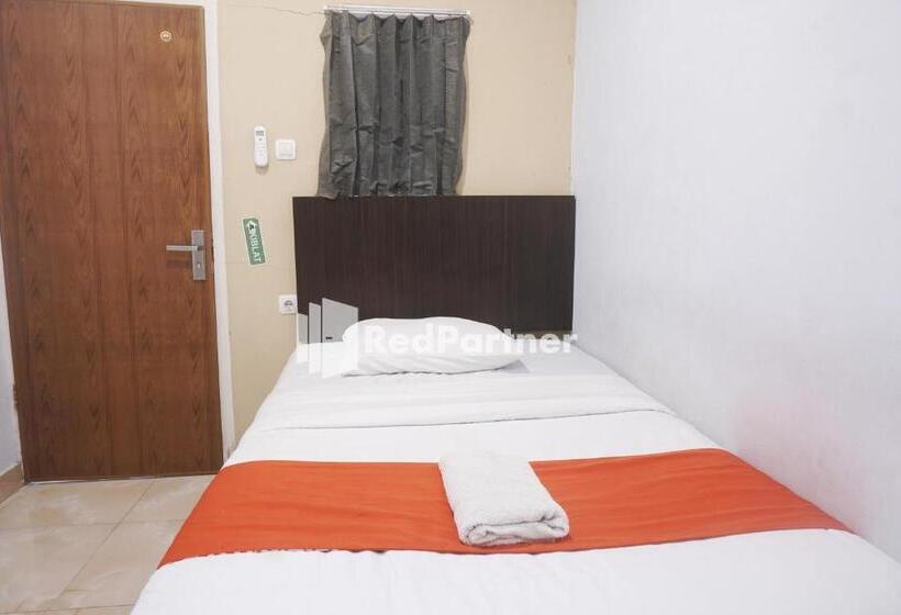 호텔 Tassa Homestay Syariah Mitra Reddoorz