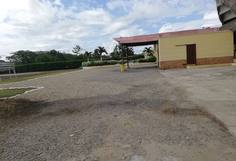 Отель Tpr Bella Suiza Real