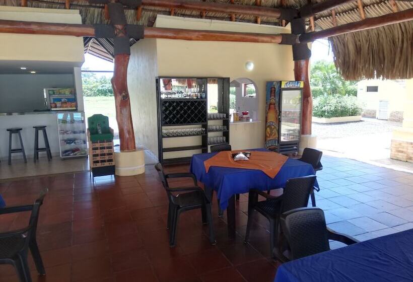 هتل Tpr Bella Suiza Real